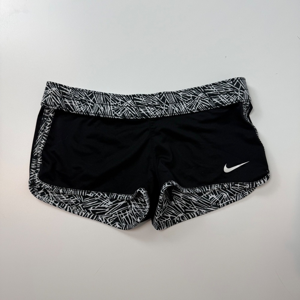 Nike Womens Reversible Athletic Shorts Black White Geometric Print Size M 2in